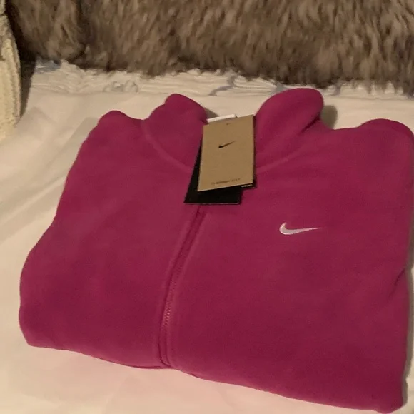 Nike One Therma-FIT Oversized 1/2 Zip Fleece Med Pink Women's/Magenta Sweatshirt - Picture 2 of 8